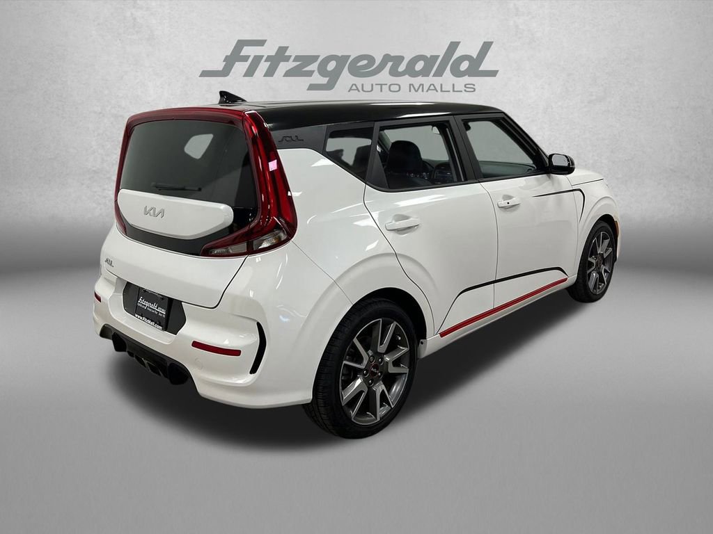 Used 2022 Kia Soul Turbo image 7