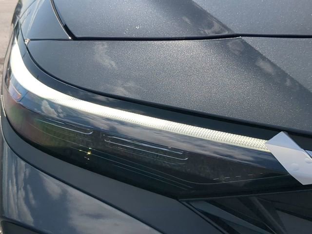 Used 2024 Hyundai Elantra SEL image 9
