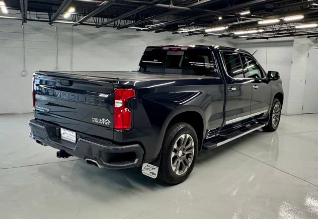 Used 2023 Chevrolet Silverado 1500 High Country w/ Technology Package AWD/4WD image 6