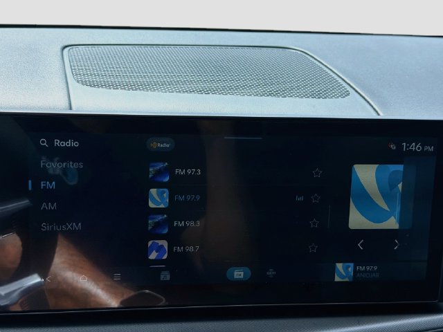 New 2027 Hyundai Santa Fe SE FWD image 14