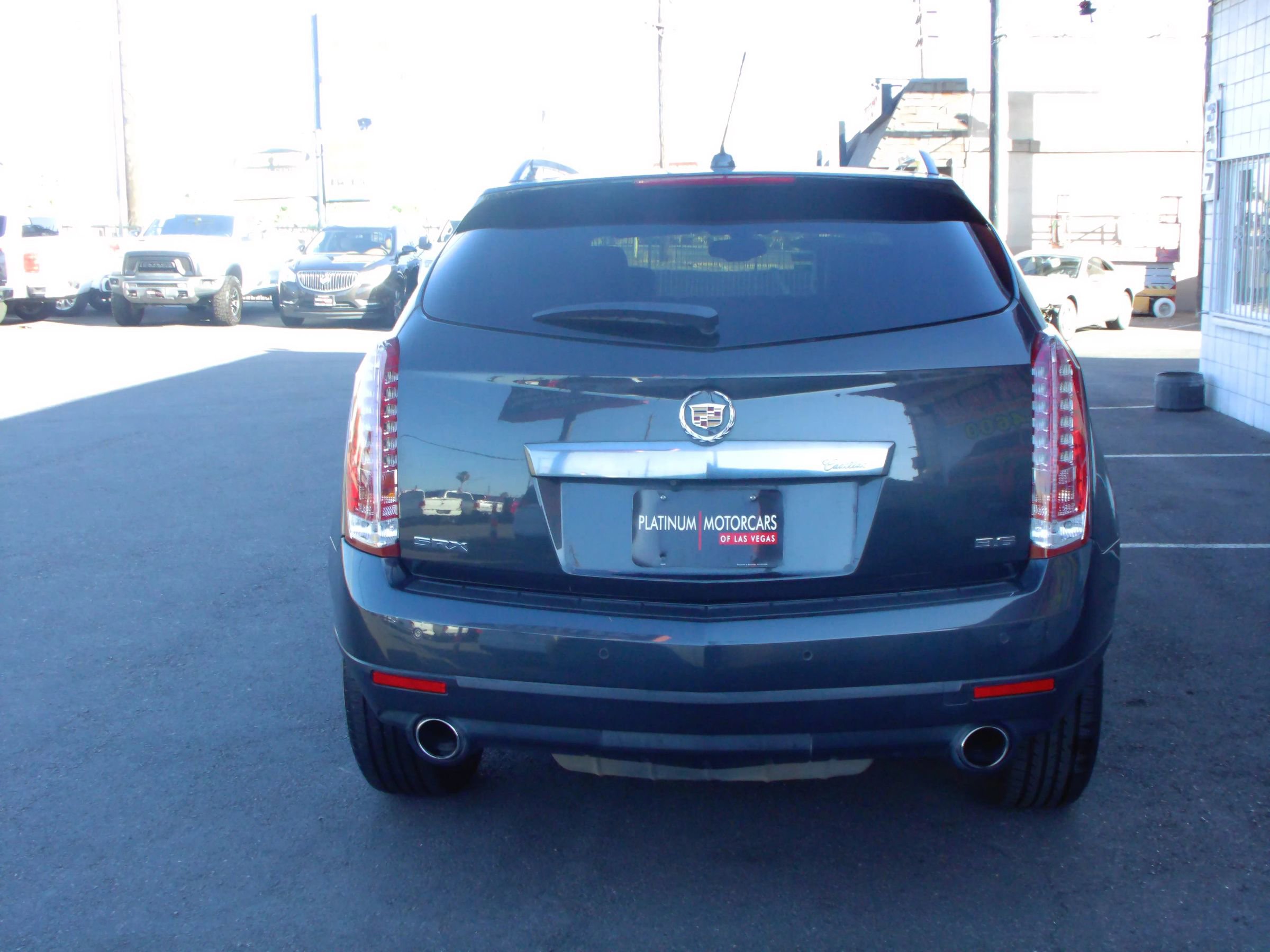 Used 2016 Cadillac SRX Performance w/ Midnight Edition Package FWD image 7