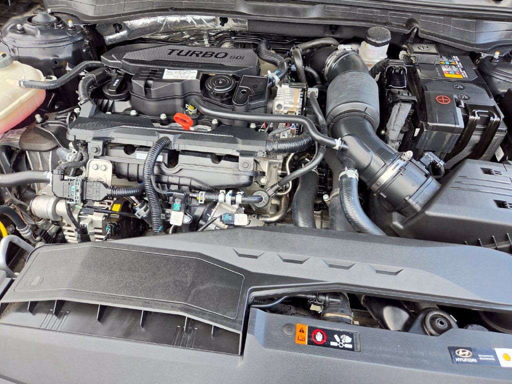 Used 2023 Hyundai Sonata Limited FWD image 11