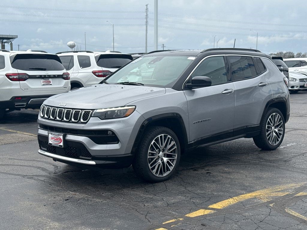 Used 2023 Jeep Compass Limited w/ Elite Group image 7