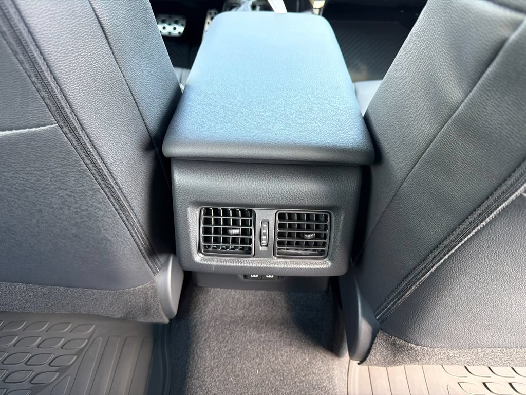 New 2026 Toyota Camry SE w/ Convenience Package FWD image 27