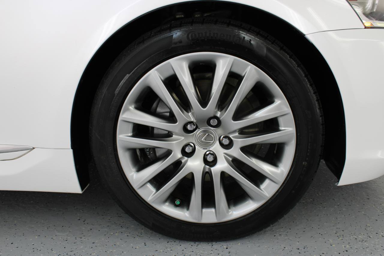 Used 2016 Lexus LS 460 w/ Comfort Package image 80