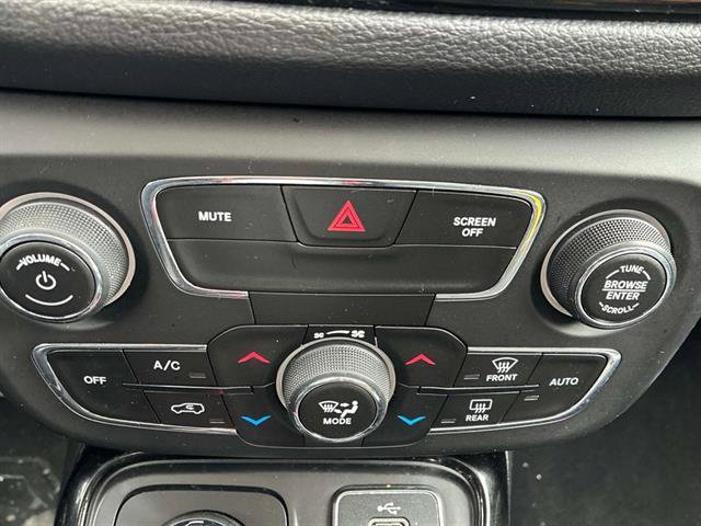 Used 2017 Jeep Compass Limited w/ Navigation Group image 30