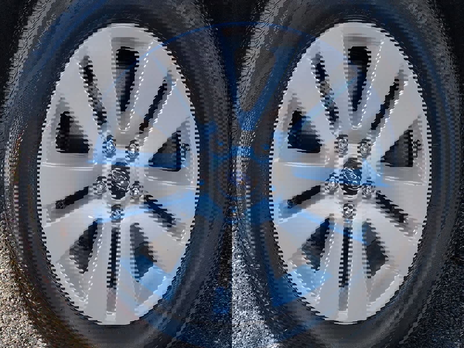 Used 2018 Subaru Outback 2.5i Premium image 14