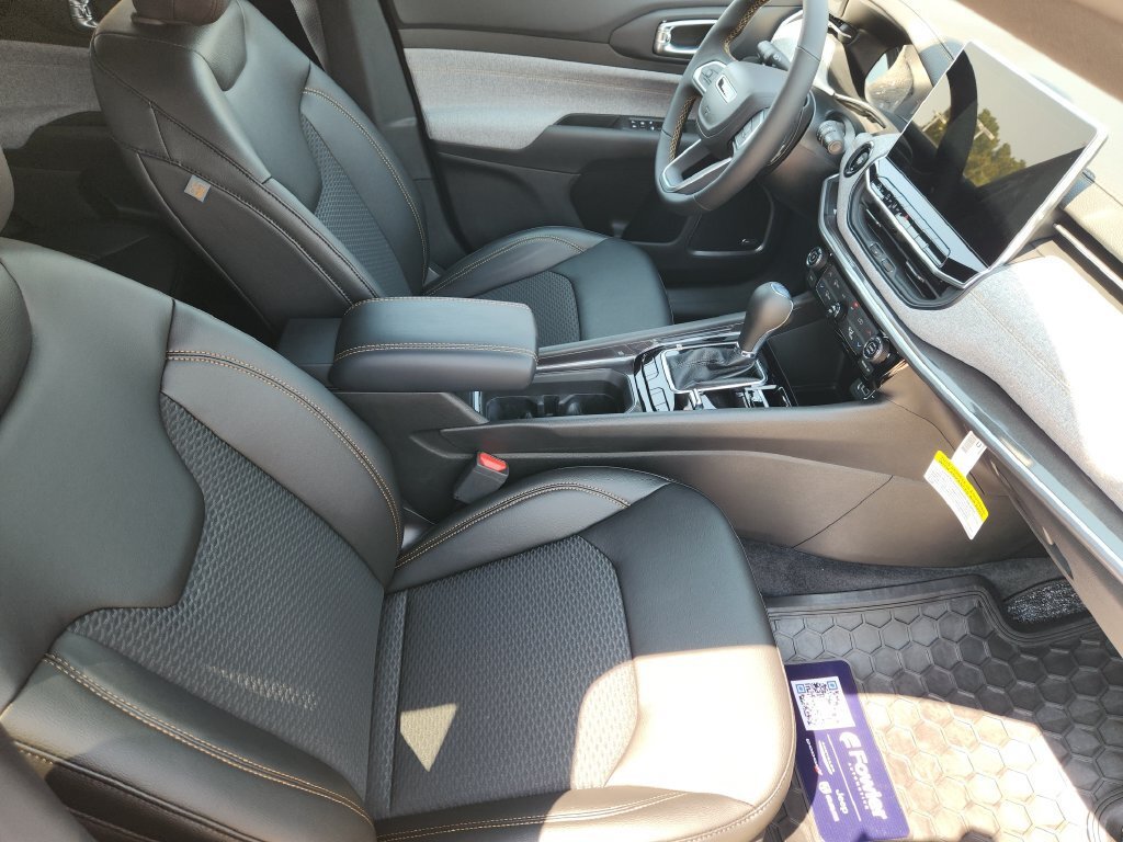 New 2026 Jeep Compass Latitude AWD/4WD image 11