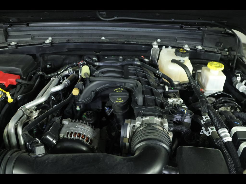 Used 2022 Jeep Gladiator Sport AWD/4WD image 17