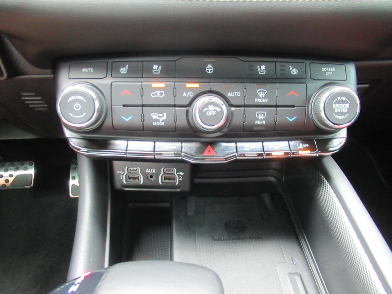 Used 2023 Dodge Durango SRT AWD/4WD image 30