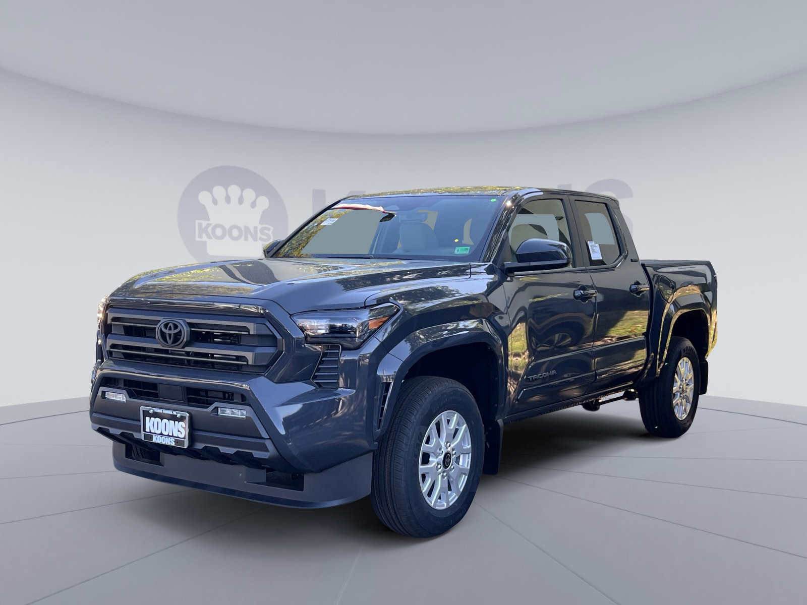 New 2025 Toyota Tacoma SR5