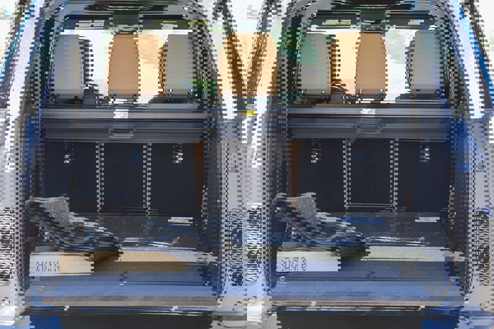 New 2025 Land Rover Discovery Dynamic SE image 25