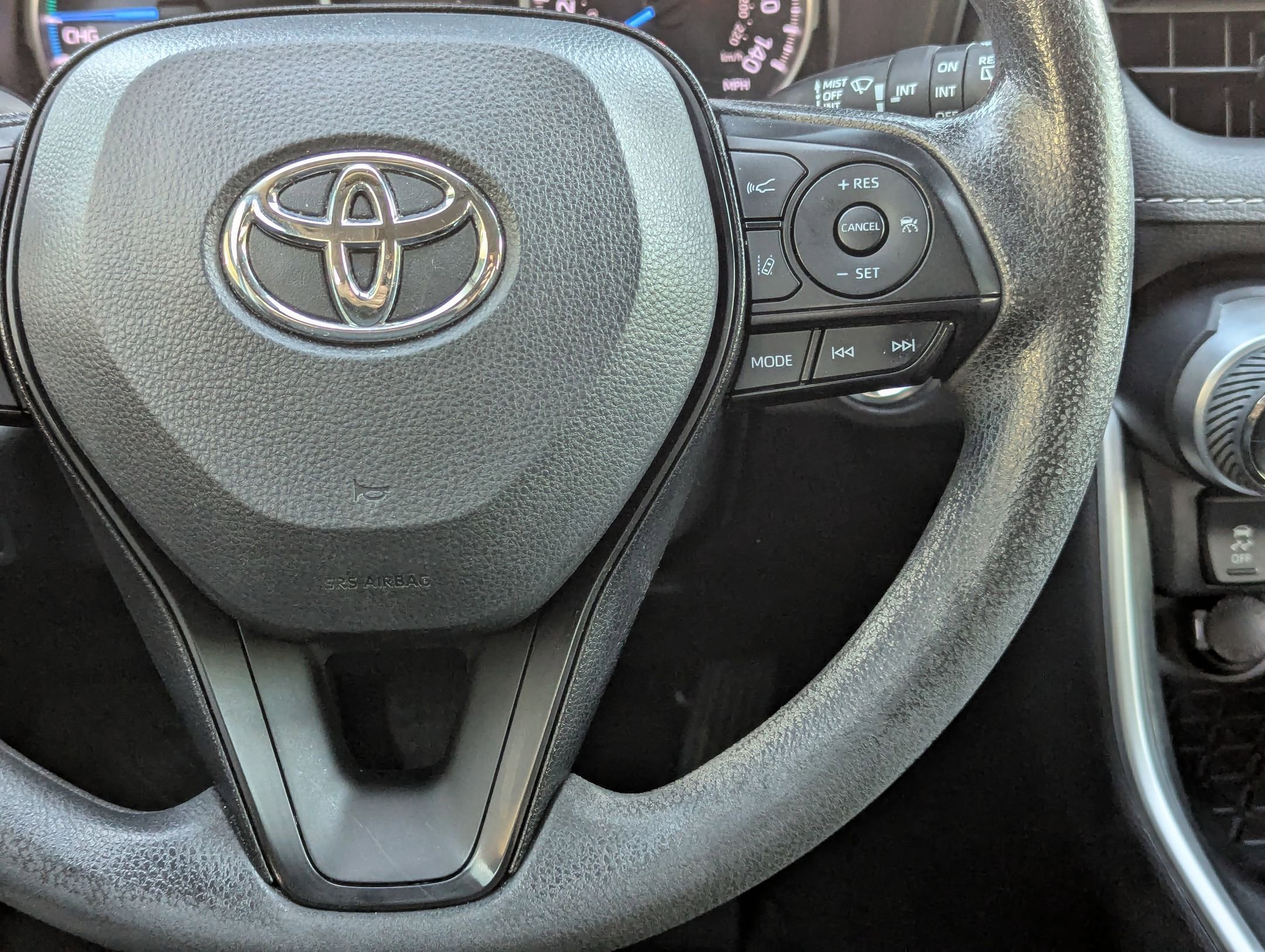 Used 2022 Toyota RAV4 XLE w/ Convenience Package image 22