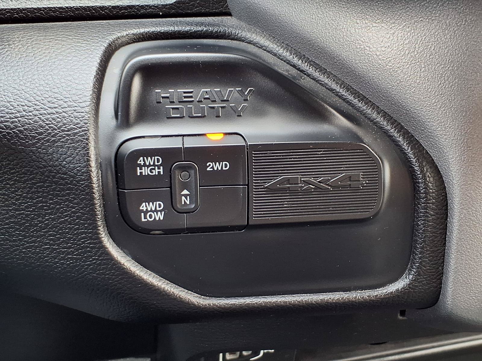Used 2024 RAM 3500 Big Horn AWD/4WD image 15
