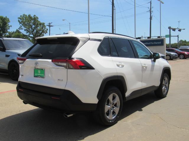 Used 2025 Toyota RAV4 XLE image 7