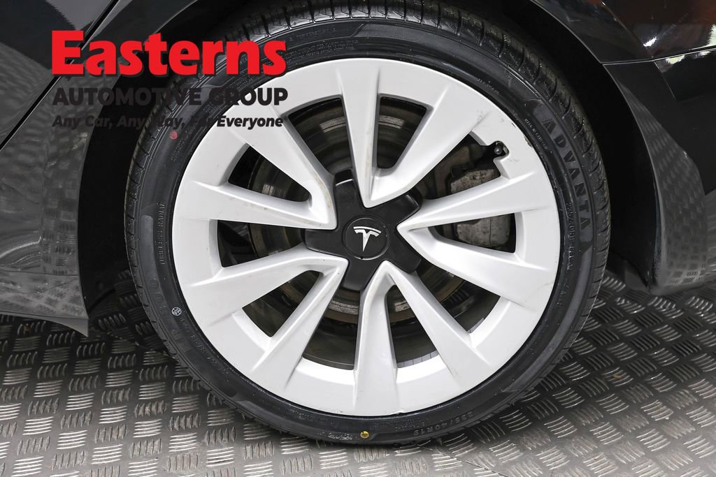 Used 2023 Tesla Model 3 Standard Range RWD image 8