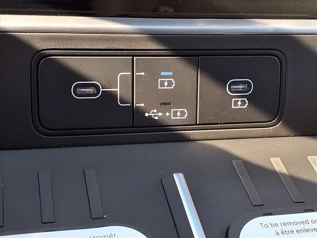 New 2026 Hyundai Santa Fe SE image 18