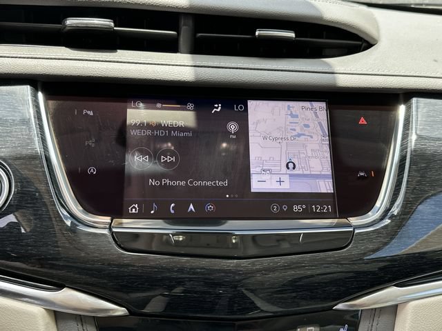 Certified 2023 Cadillac XT6 Premium Luxury FWD image 24