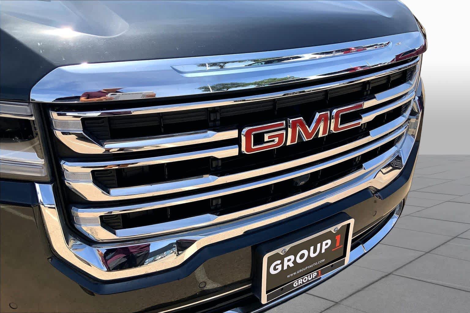 Used 2020 GMC Acadia SLT w/ Driver Alert Package II FWD image 37