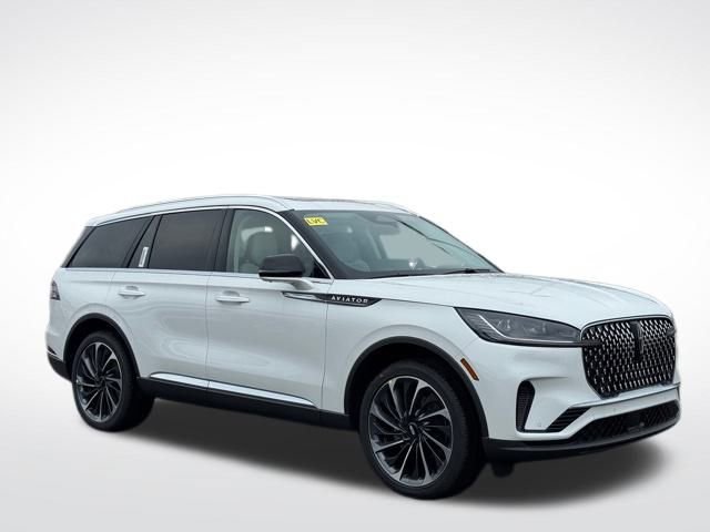 New 2026 Lincoln Aviator Reserve image 4
