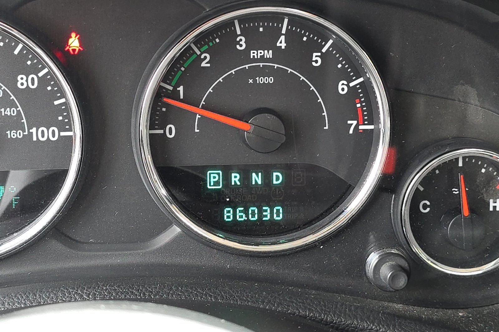 Used 2014 Jeep Wrangler Sport w/ Connectivity Group AWD/4WD image 23