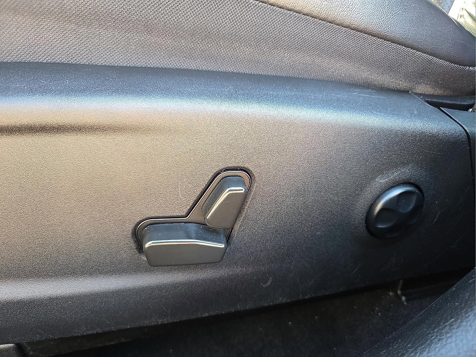 Used 2021 Dodge Charger SXT w/ Leather Interior Group image 15