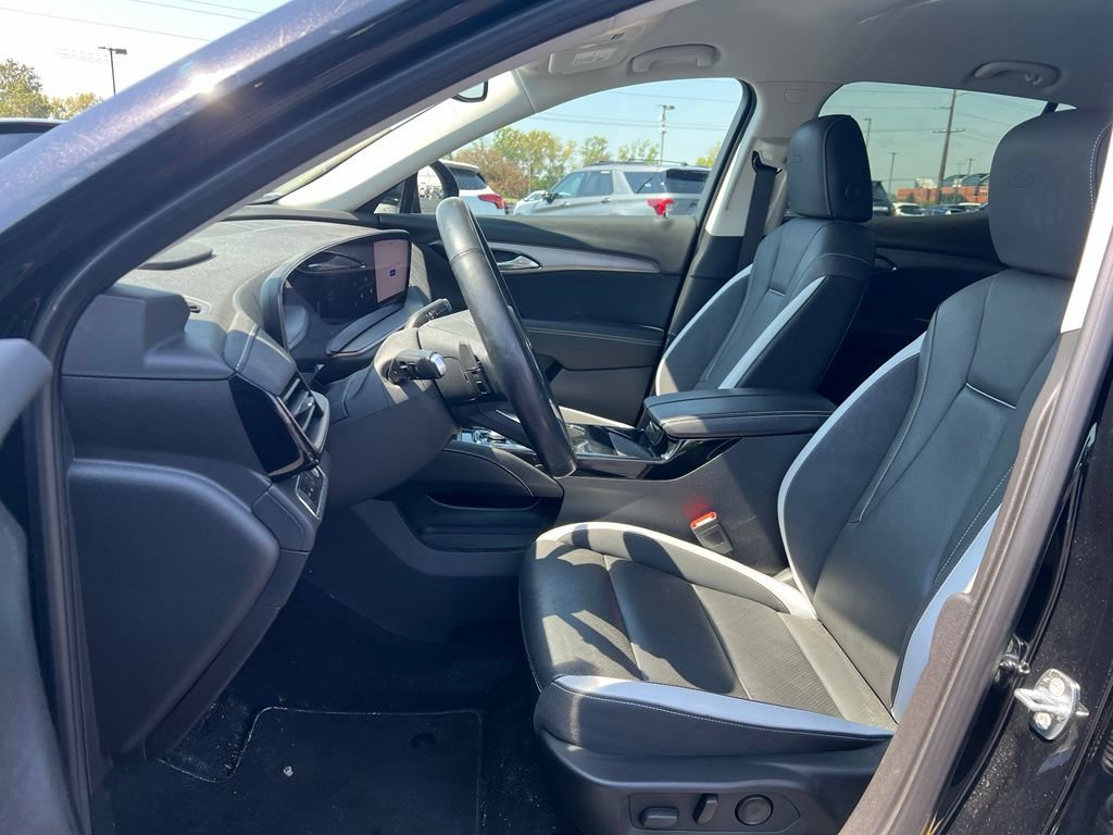 Used 2024 Buick Envision Sport Touring AWD/4WD image 8