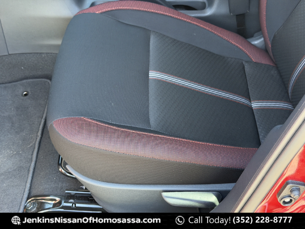 Certified 2025 Nissan Versa SR w/ Trunk Package FWD image 32