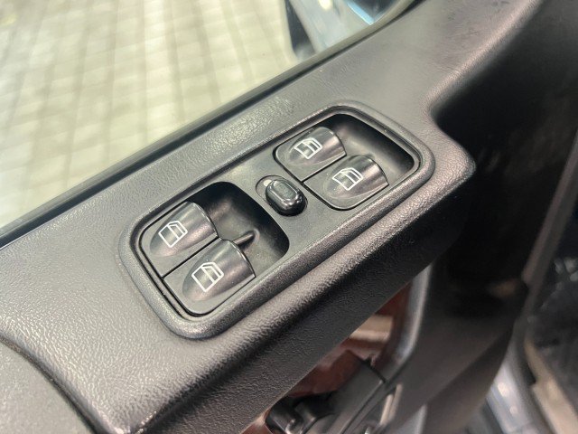 Used 2005 Mercedes-Benz G 500 image 22