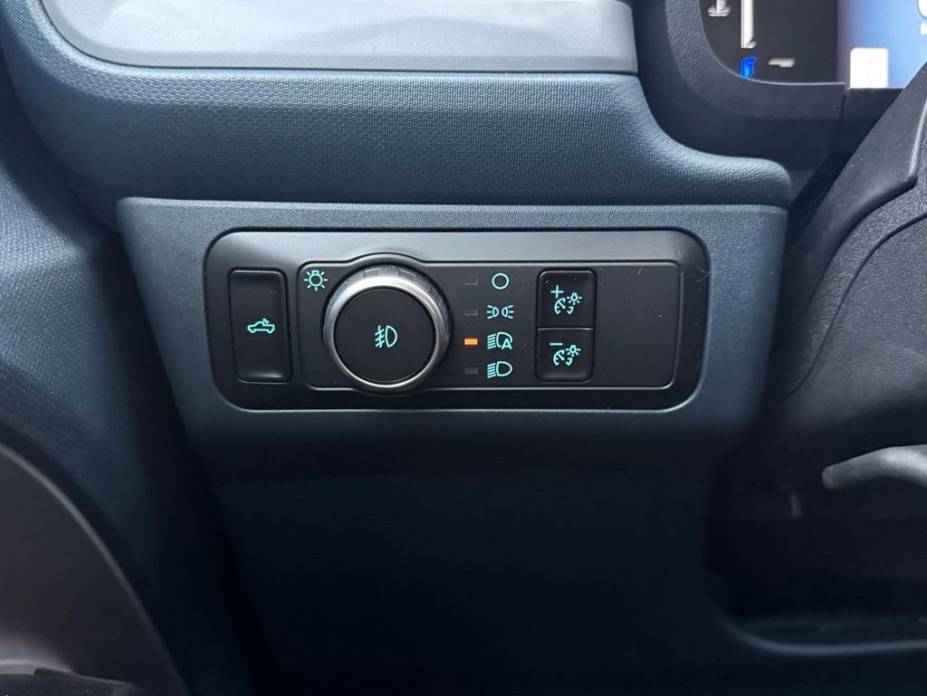 New 2025 Ford Maverick Lobo image 39