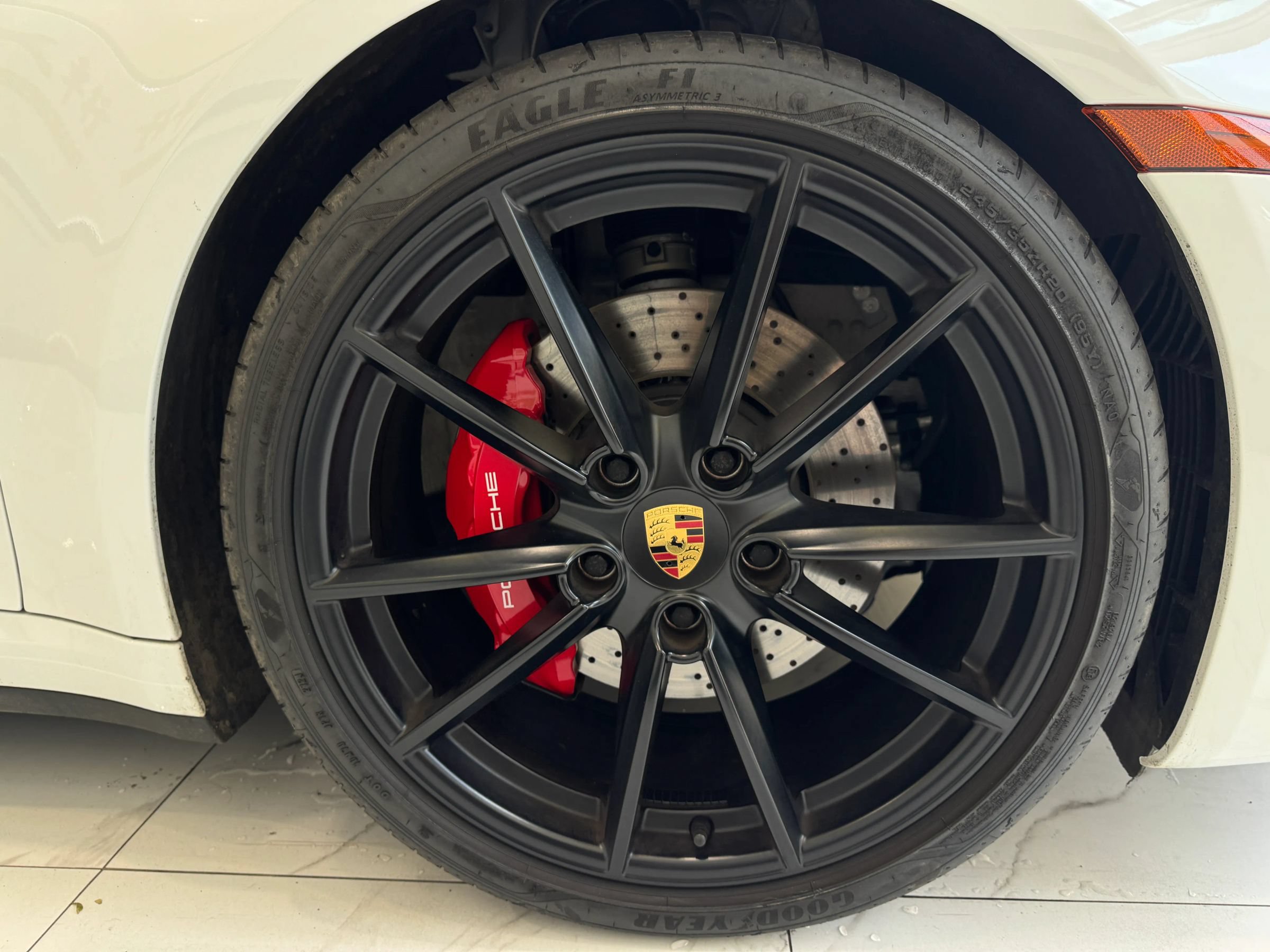 Used 2024 Porsche 911 Carrera S RWD image 11