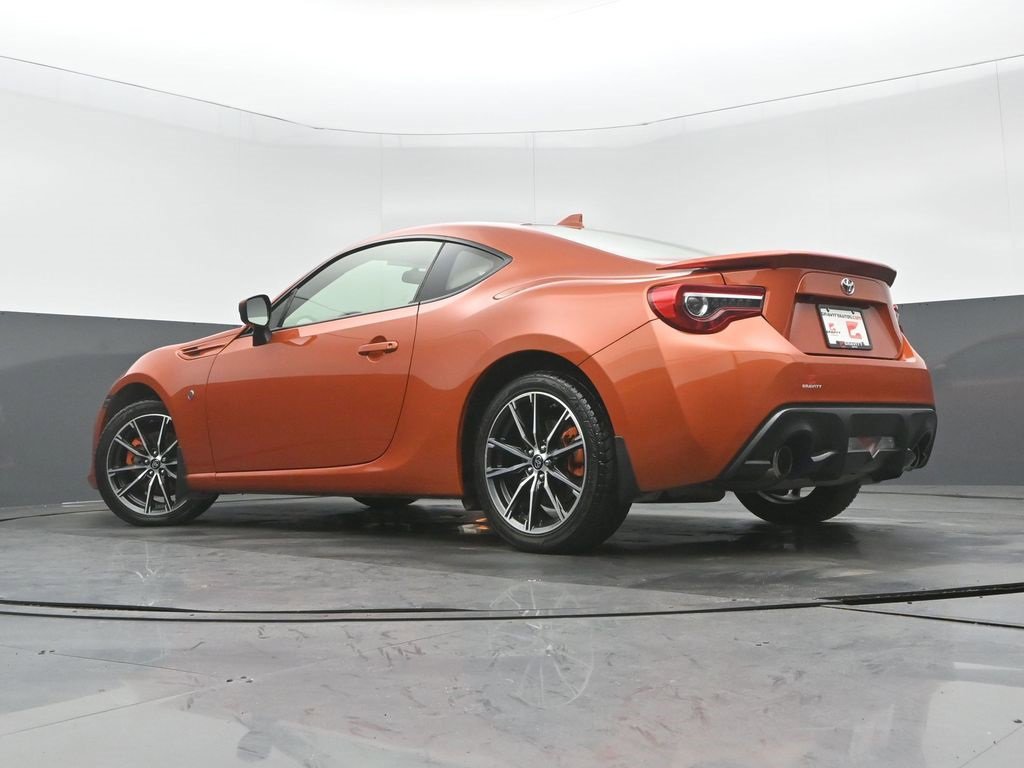 Used 2017 Toyota 86 image 25