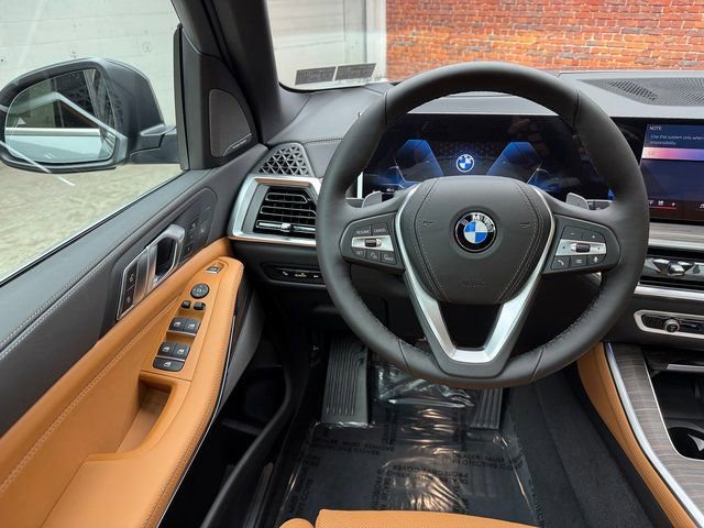 Used 2026 BMW X5 xDrive40i w/ Climate Comfort Package image 13