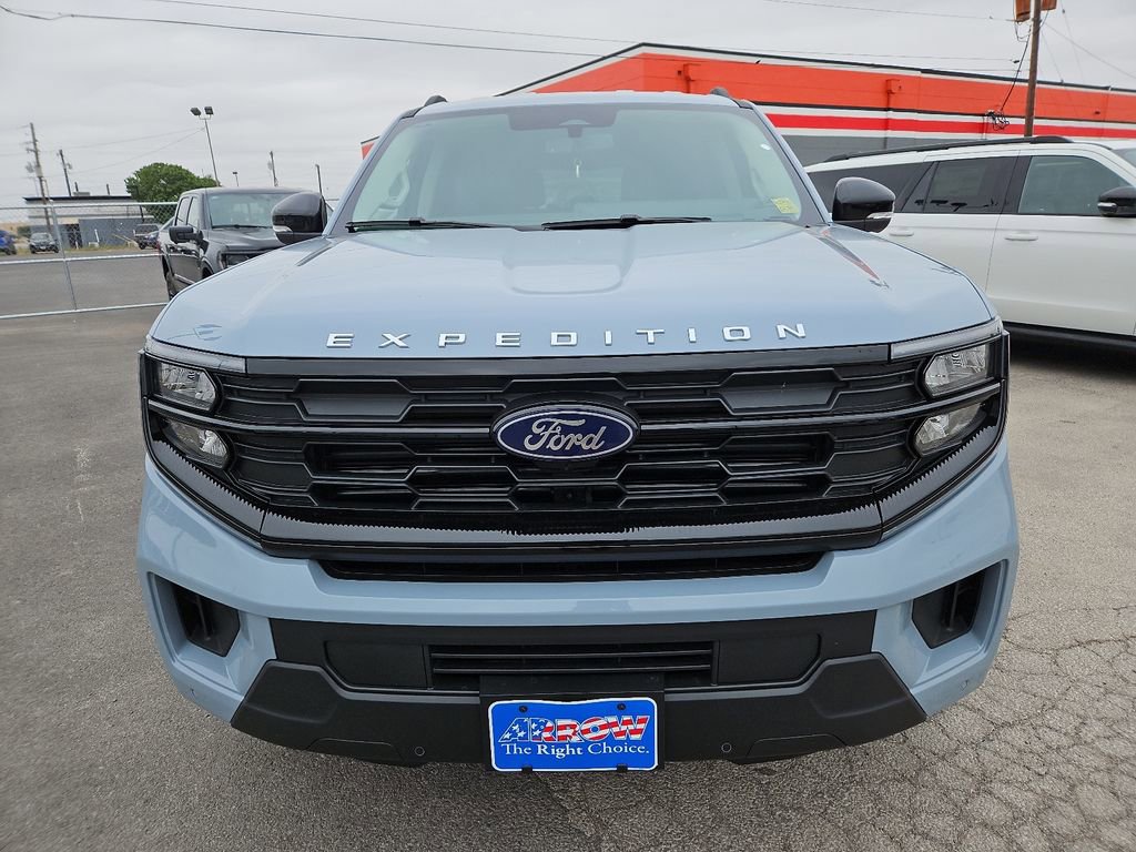 New 2026 Ford Expedition Max Active RWD image 3