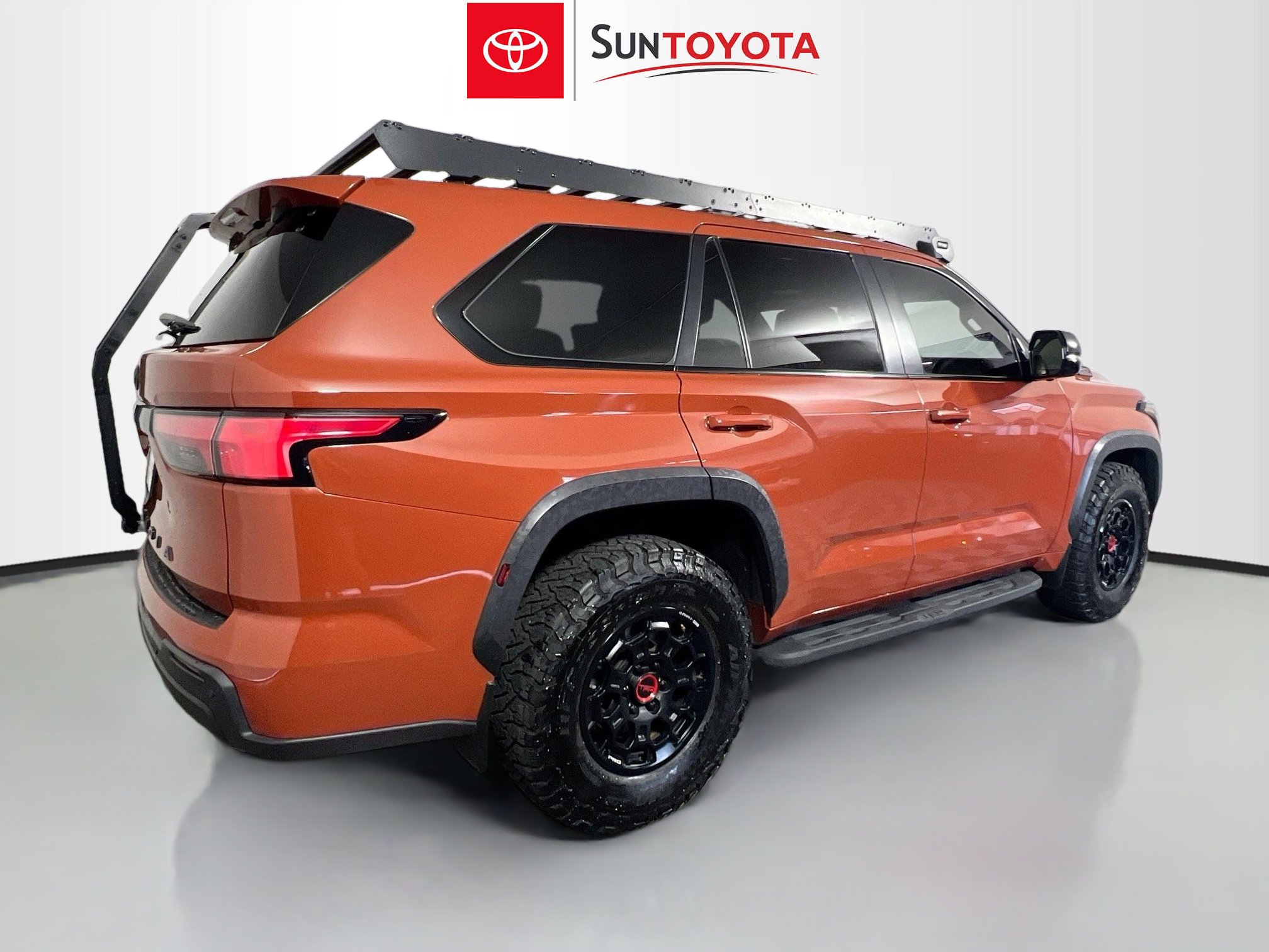 Used 2024 Toyota Sequoia TRD Pro AWD/4WD image 4