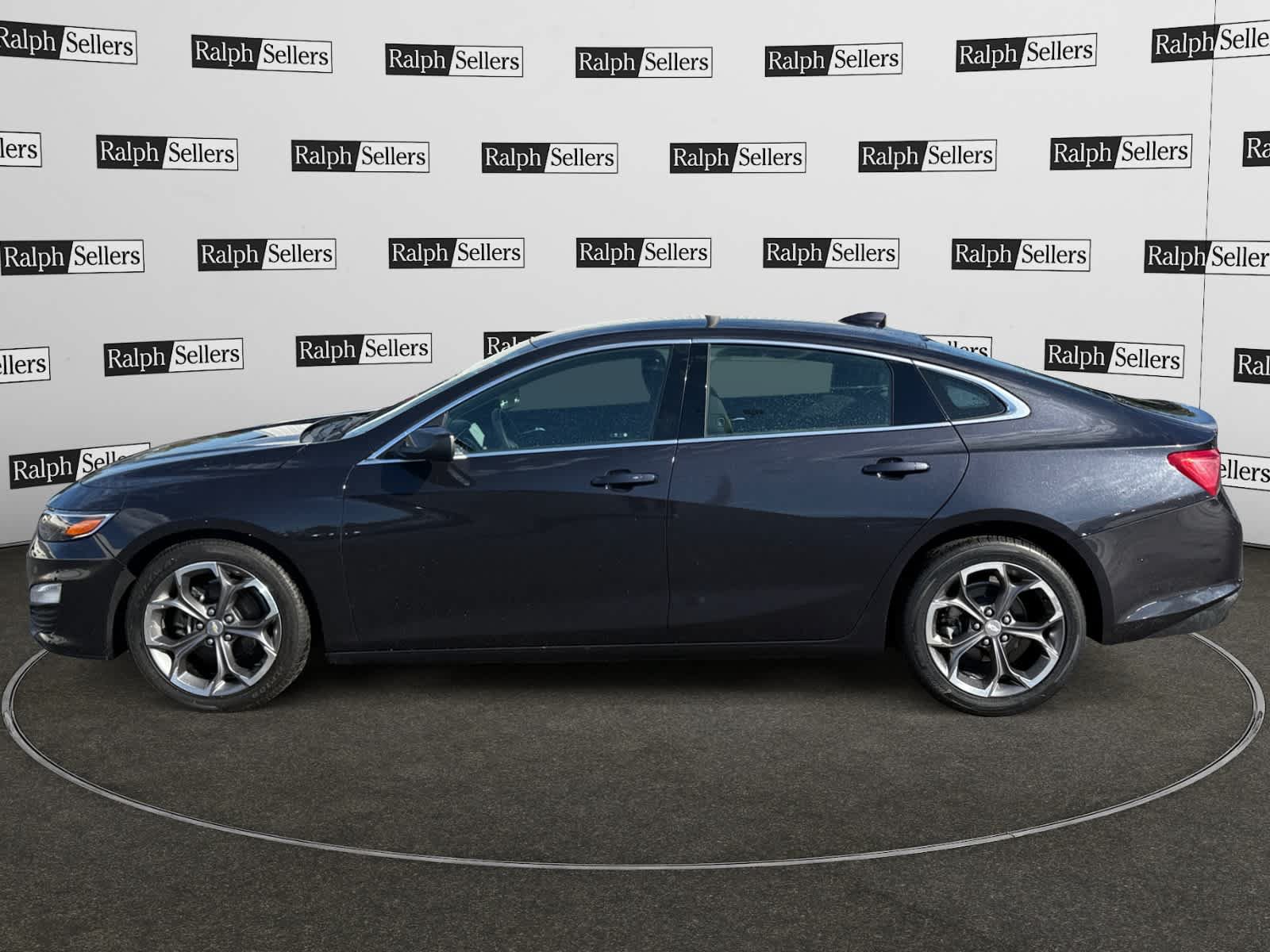 Used 2023 Chevrolet Malibu LT FWD image 3