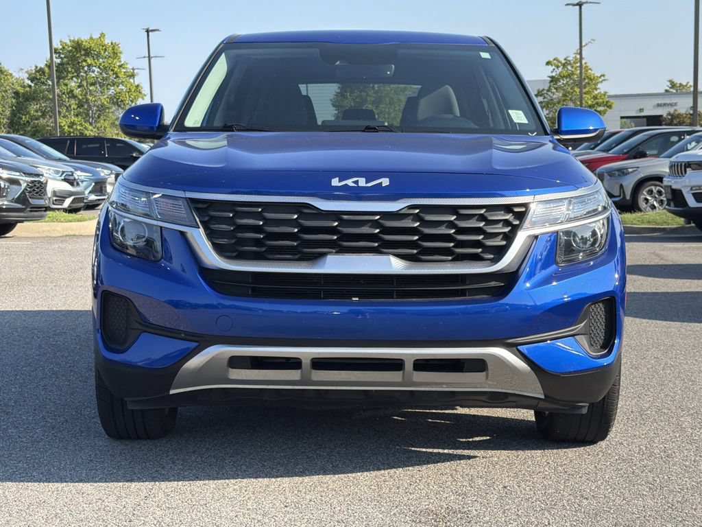Used 2023 Kia Seltos LX AWD/4WD image 8
