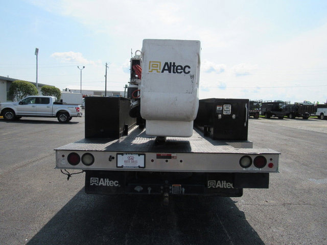 Used 2016 Ford F550 2WD Regular Cab Super Duty image 6