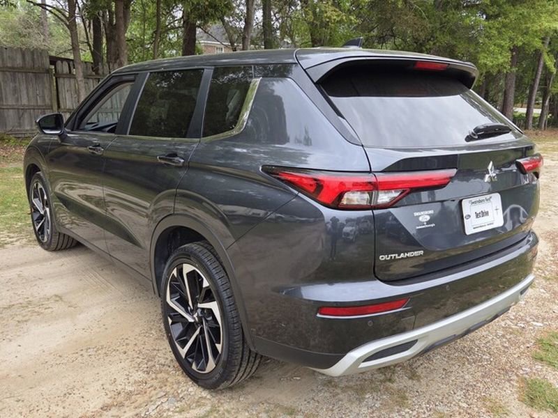 Used 2024 Mitsubishi Outlander Ralliart AWD/4WD image 11