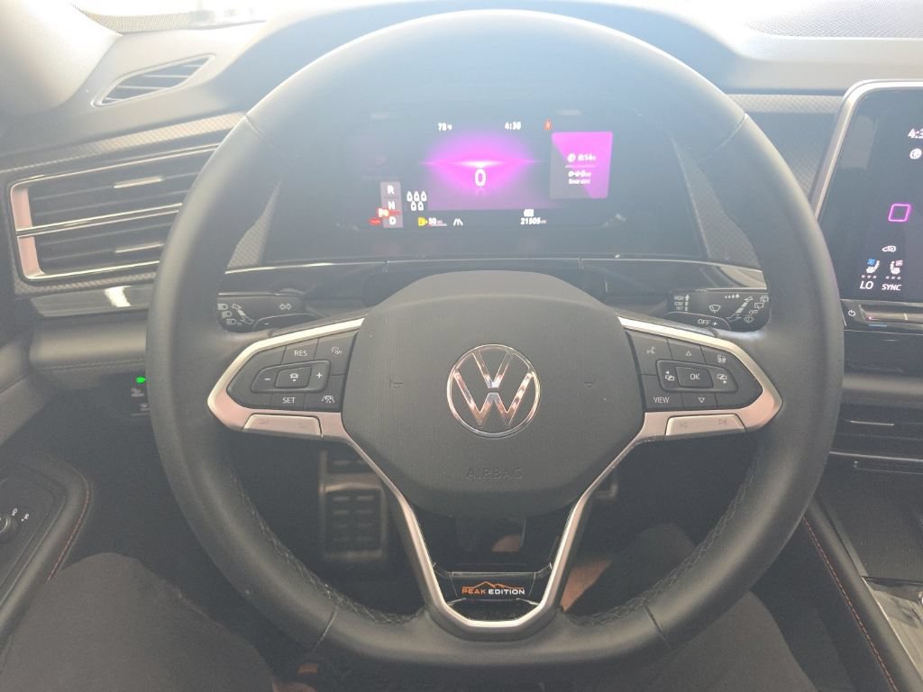 Certified 2024 Volkswagen Atlas Peak Edition SE AWD/4WD image 45