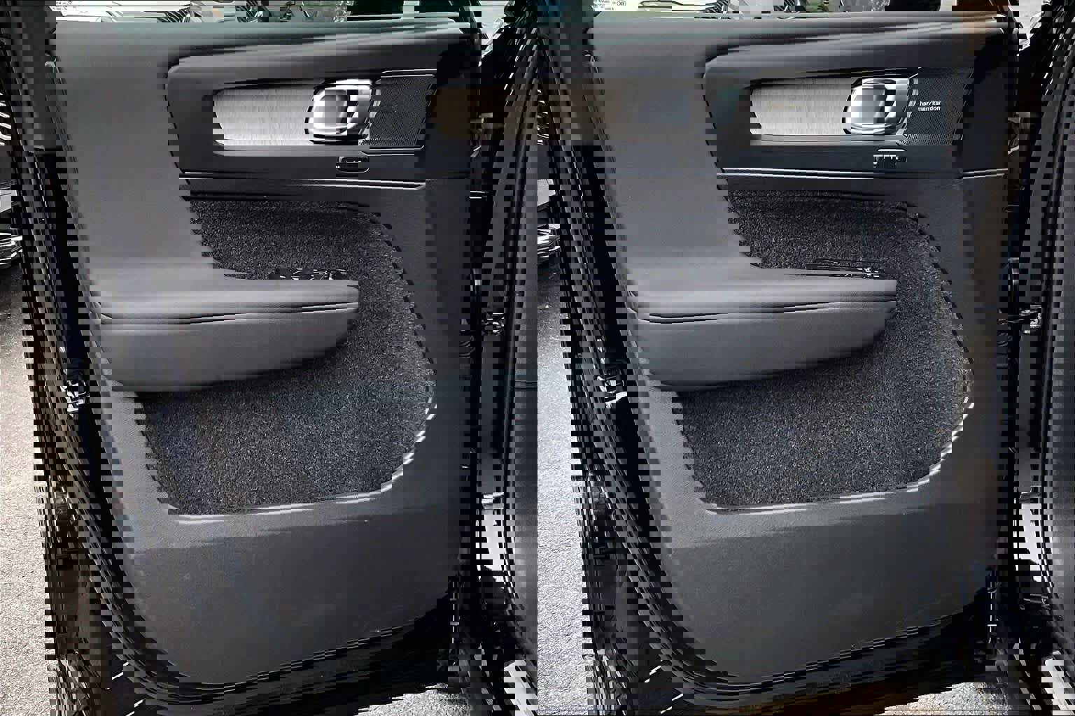 Certified 2024 Volvo XC40 B5 Plus w/ Protection Package Premier image 21