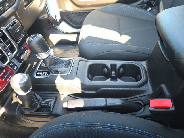 Used 2025 Jeep Wrangler Unlimited Rubicon 4xe w/ Safety Group image 29