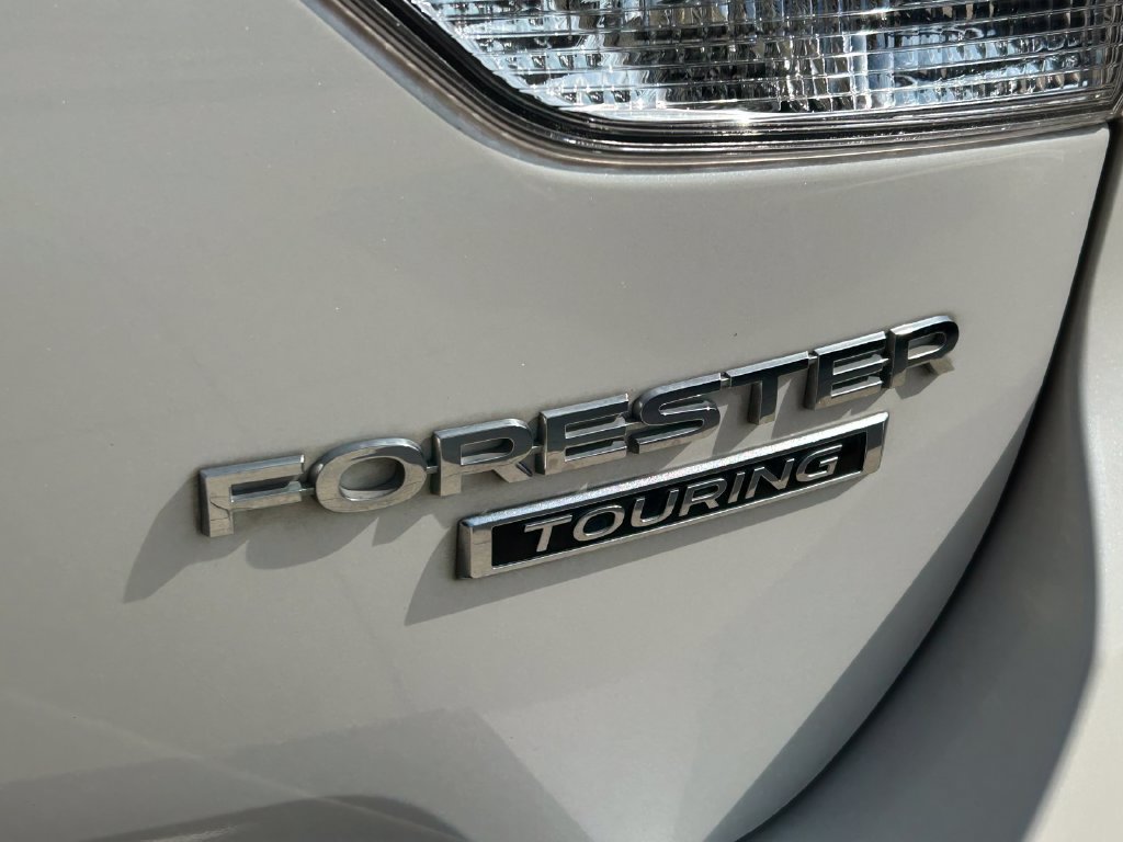 Used 2024 Subaru Forester Touring w/ POP Package 3 AWD/4WD image 14