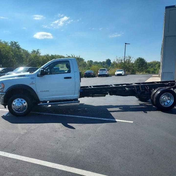 New 2024 RAM 5500 SLT w/ Quick Order Package 2YG SLT AWD/4WD image 7