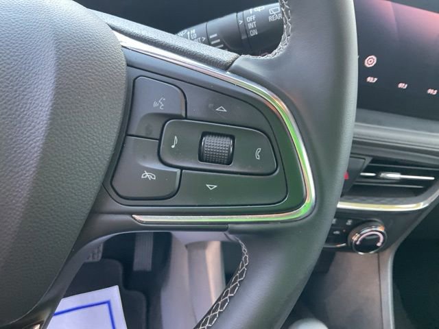 Used 2025 Buick Encore GX Preferred AWD/4WD image 19