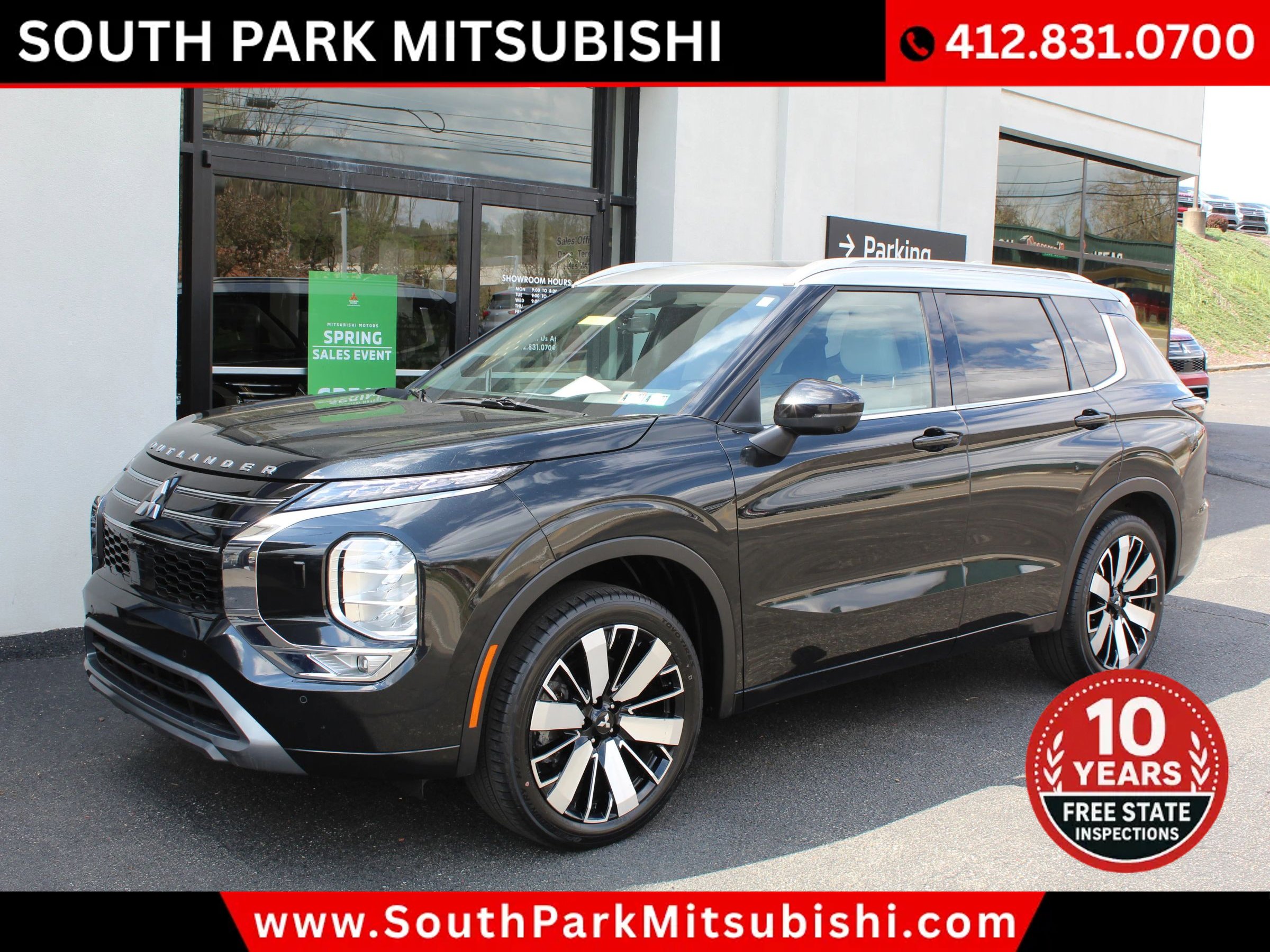 Used 2025 Mitsubishi Outlander SEL image 2