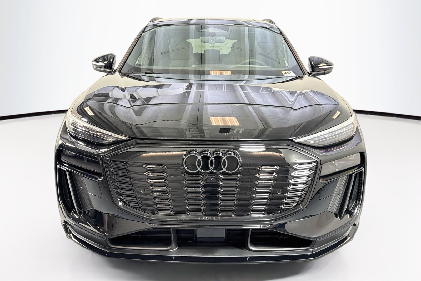 New 2027 Audi Q6 e-tron Premium Plus AWD/4WD image 2