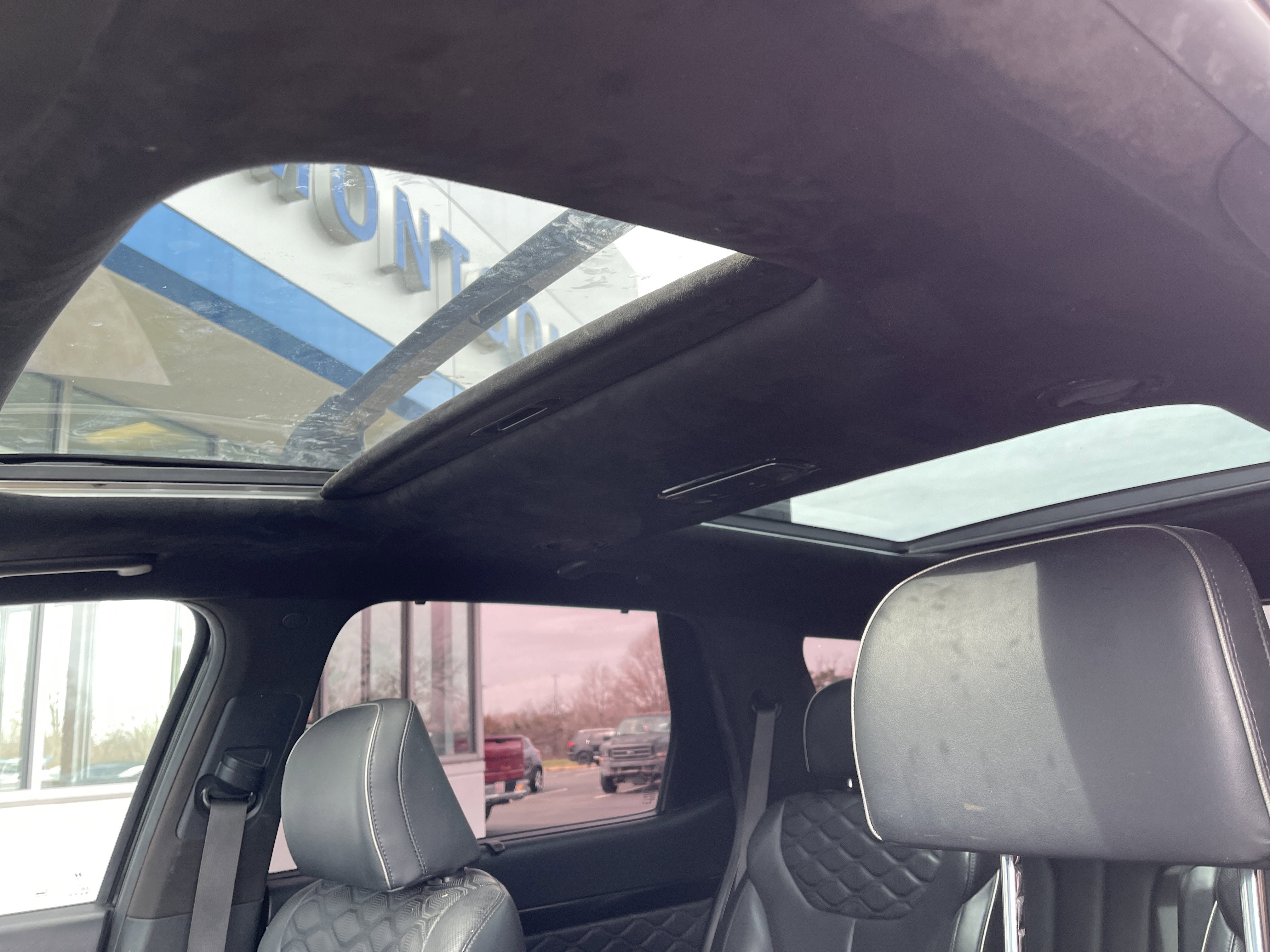 Used 2021 Hyundai Palisade Calligraphy image 28
