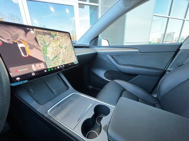 Used 2023 Tesla Model Y Long Range image 14