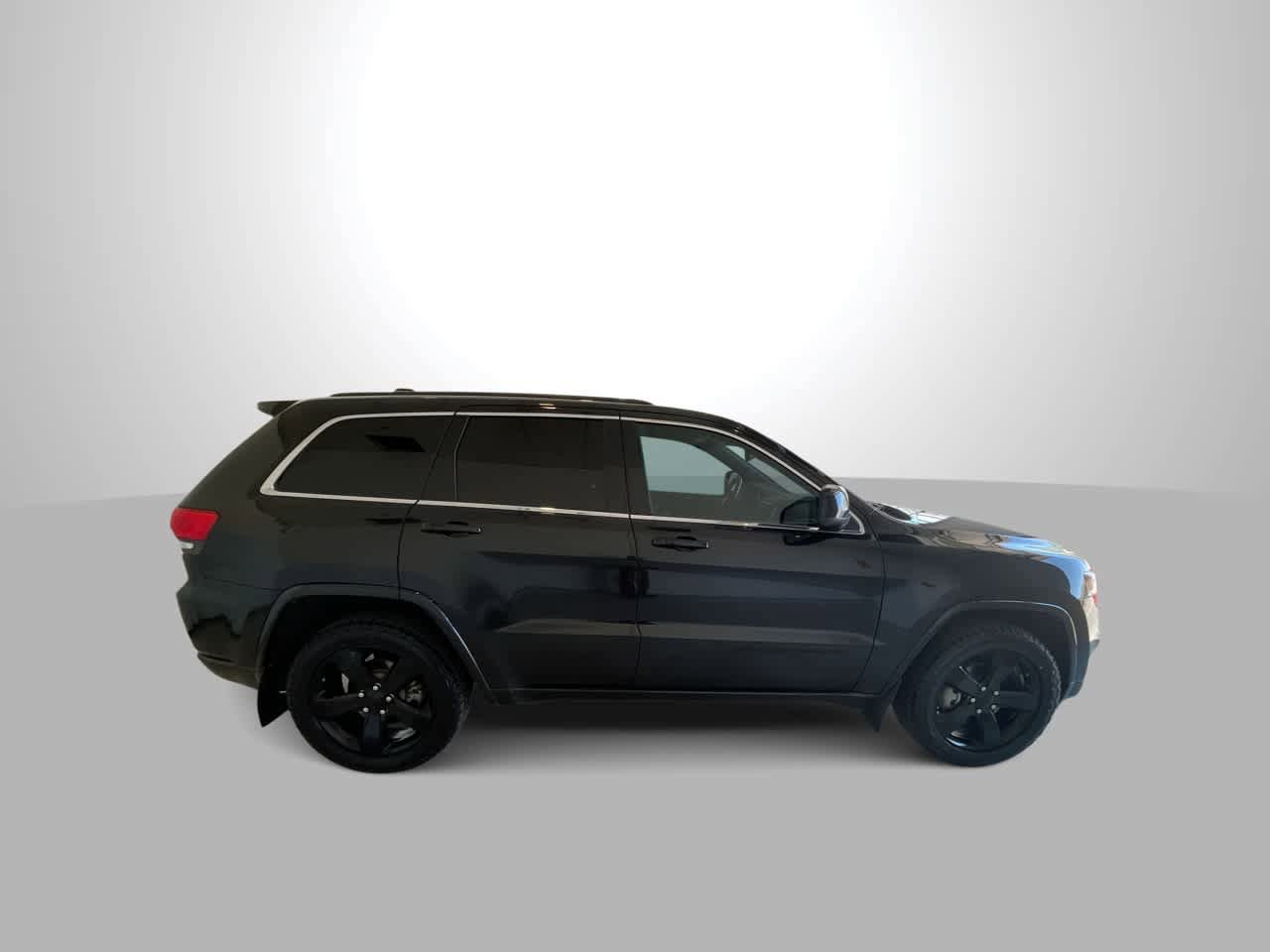 Used 2015 Jeep Grand Cherokee Altitude AWD/4WD image 9